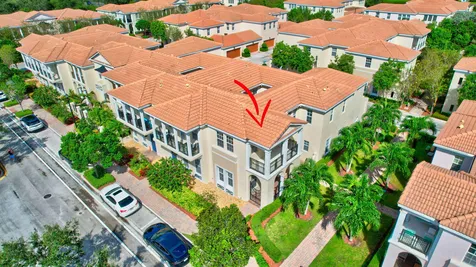 838 NW 83rd Lane Boca Raton FL 33487