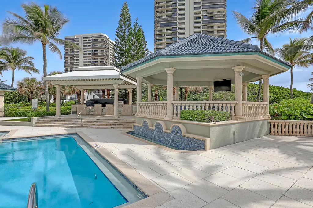 3920 N Ocean Drive Singer Island FL 33404