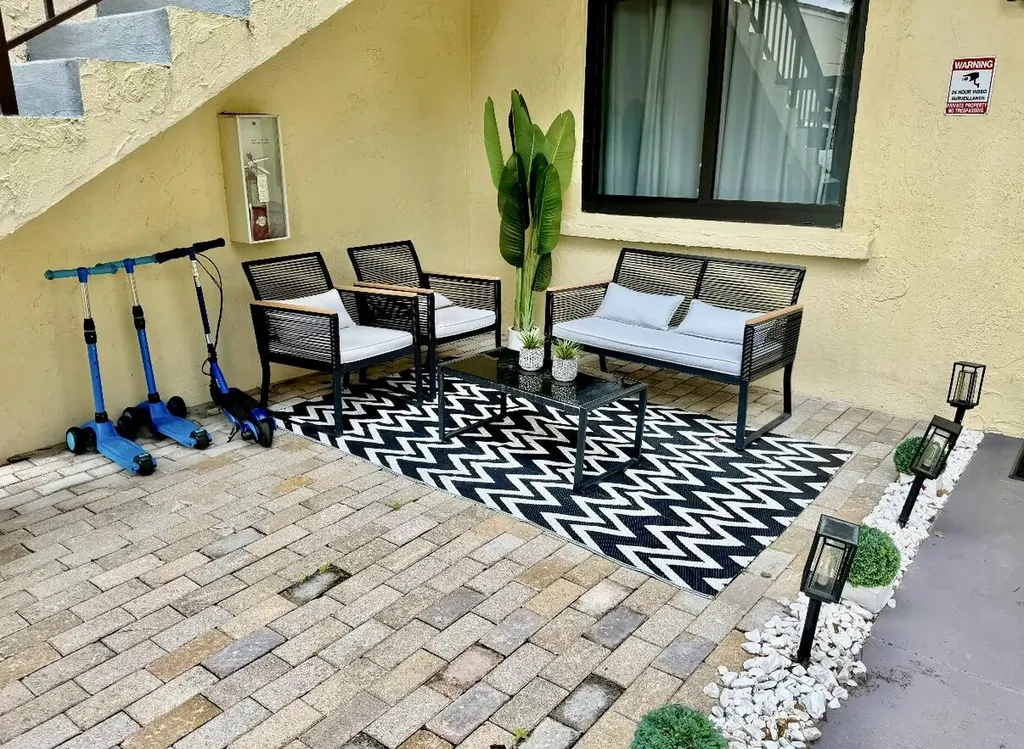 22415 SW 61st Way Boca Raton FL 33428