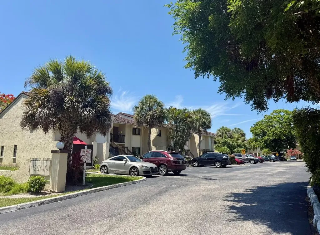 22415 SW 61st Way Boca Raton FL 33428