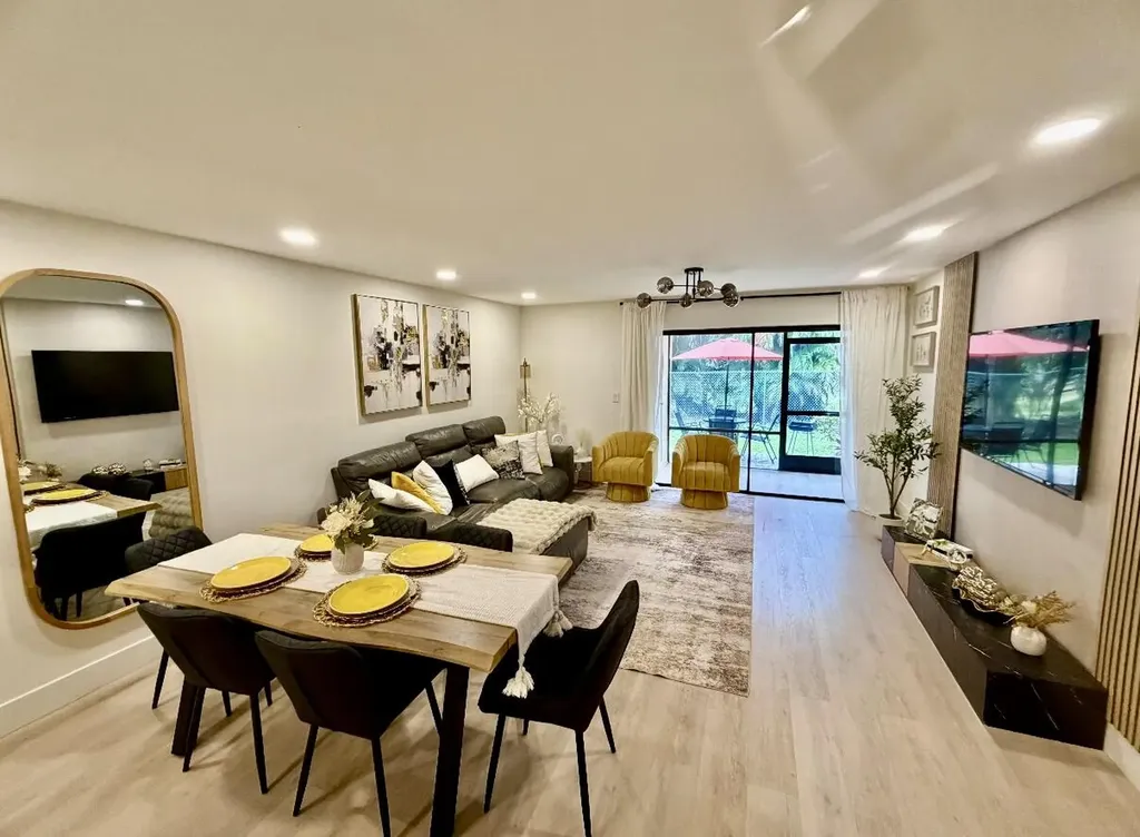 22415 SW 61st Way Boca Raton FL 33428