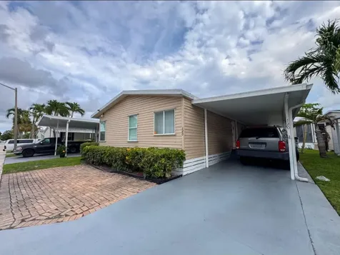 120 Plantation Boulevard Greenacres FL 33467