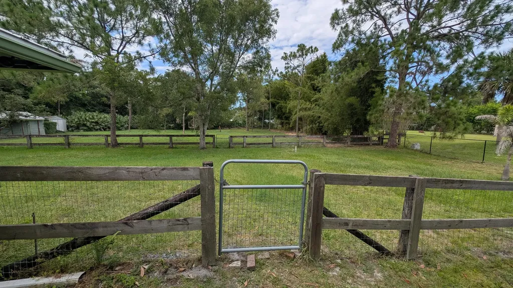 10173 150th Court N Jupiter FL 33478