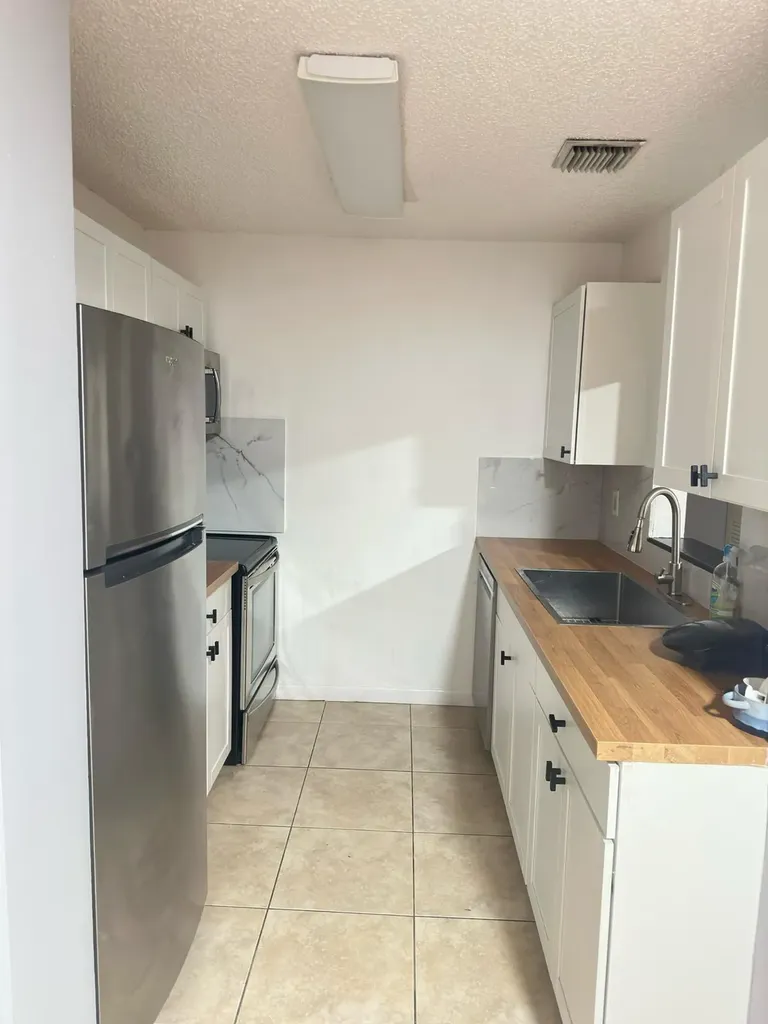 10625 NW 45th Street Coral Springs FL 33065