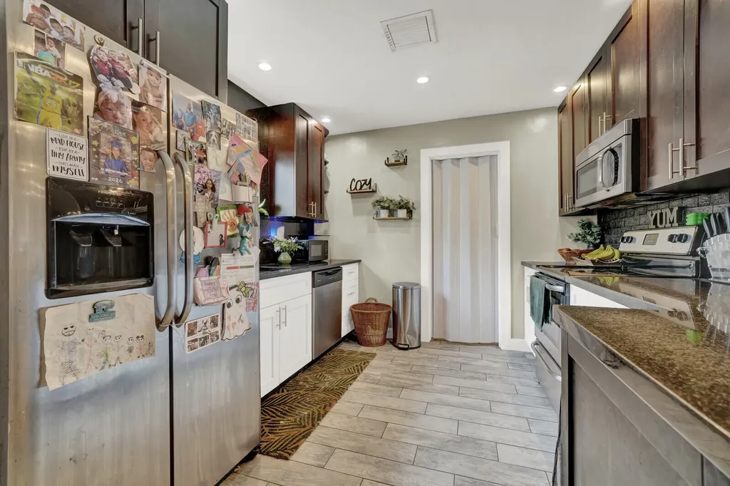 9599 SW 13th Place Boca Raton FL 33428