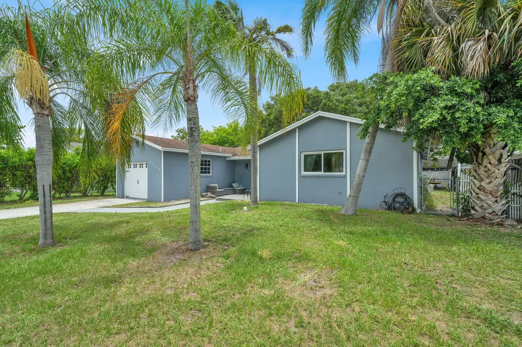 9599 SW 13th Place Boca Raton FL 33428