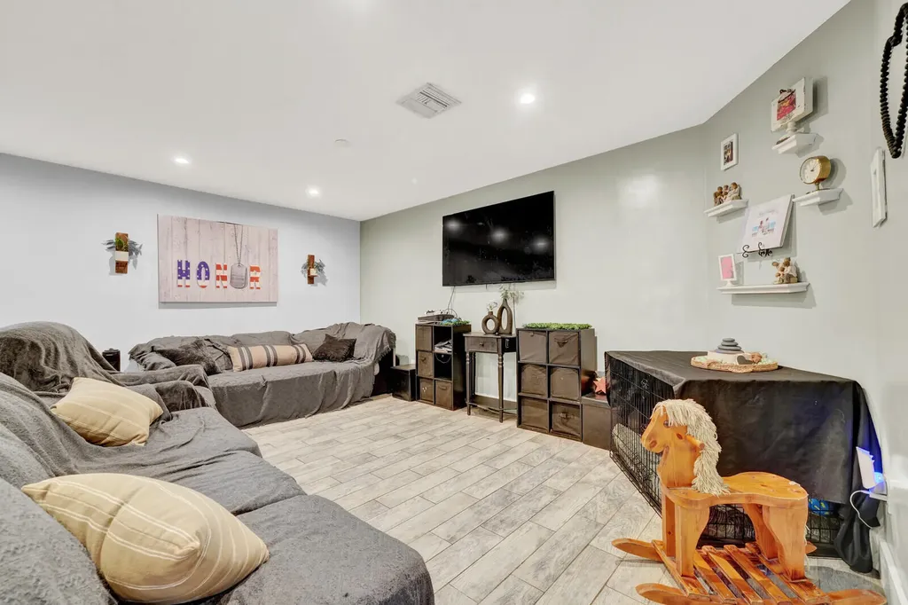 9599 SW 13th Place Boca Raton FL 33428