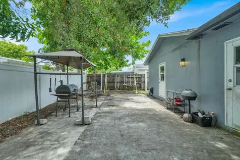 9599 SW 13th Place Boca Raton FL 33428