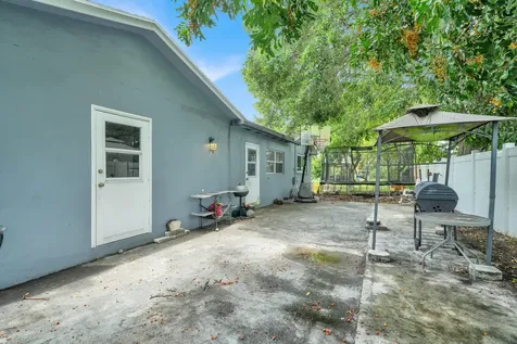 9599 SW 13th Place Boca Raton FL 33428