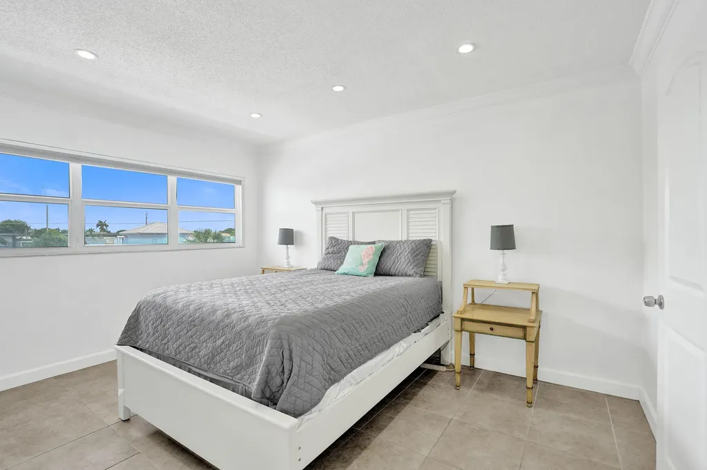 5203 NE 24th Terrace Fort Lauderdale FL 33308