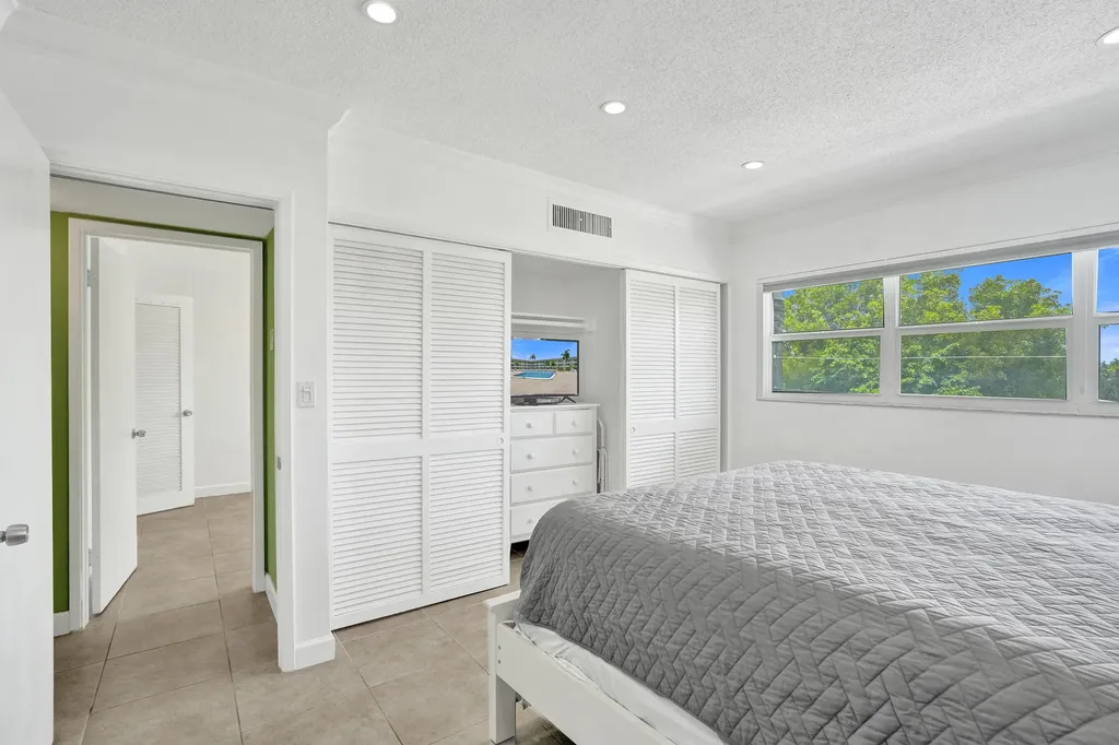 5203 NE 24th Terrace Fort Lauderdale FL 33308