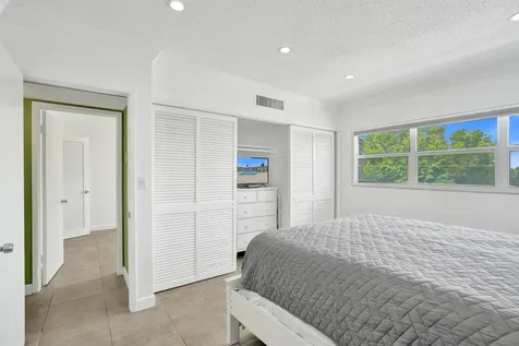 5203 NE 24th Terrace Fort Lauderdale FL 33308