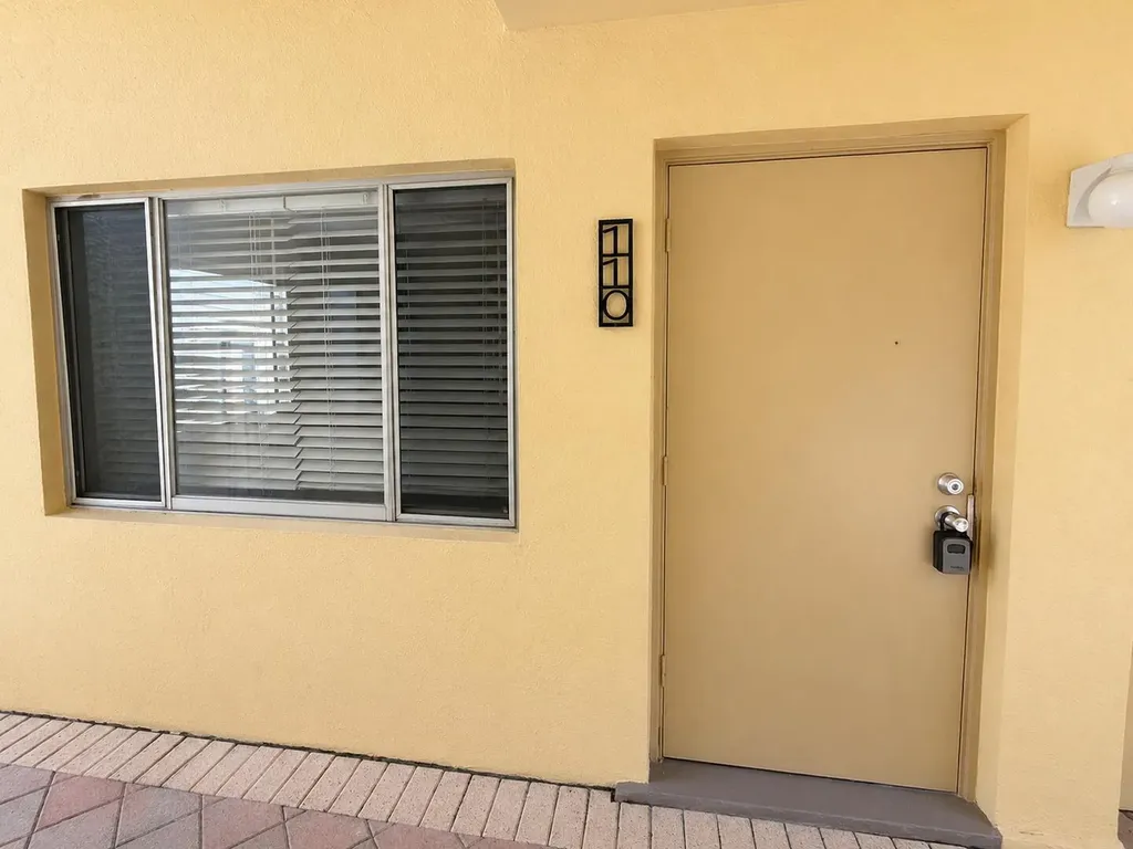 515 S Sequoia Drive West Palm Beach FL 33409