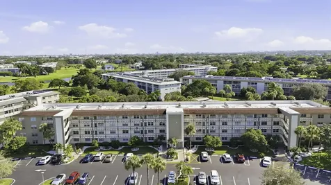 2901 Victoria Circle Coconut Creek FL 33066