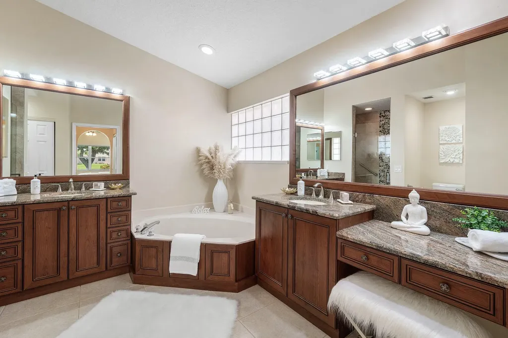 6600 Sherbrook Drive Boynton Beach FL 33437