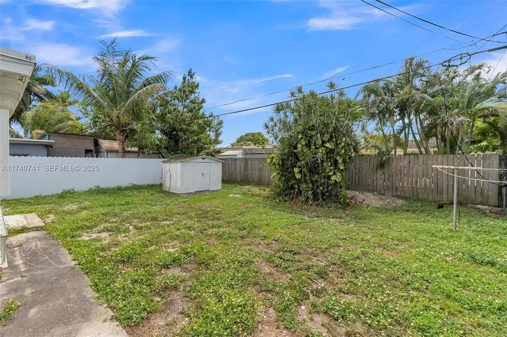 6340 Dawson Street Hollywood FL 33023