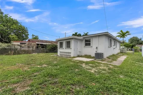 6340 Dawson Street Hollywood FL 33023