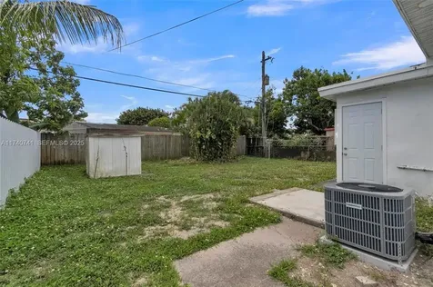 6340 Dawson Street Hollywood FL 33023