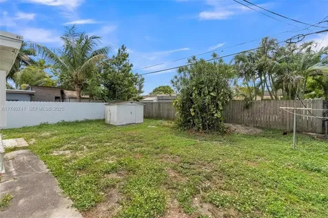 6340 Dawson Street Hollywood FL 33023