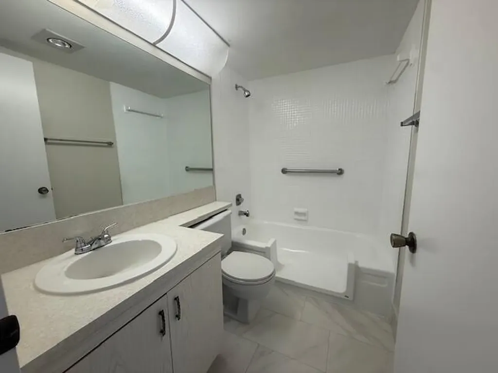 4078 E Exeter E Boca Raton FL 33434