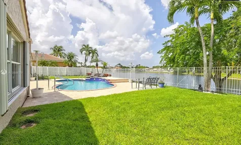 912 NW 132nd Avenue Sunrise FL 33325