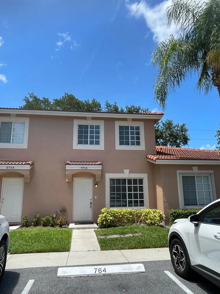 9766 Kamena Circle Boynton Beach FL 33436