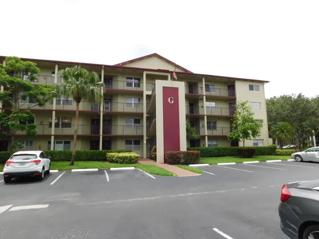 12800 SW 7th Court Pembroke Pines FL 33027