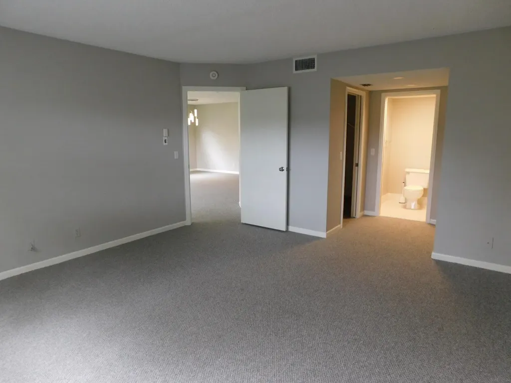 12800 SW 7th Court Pembroke Pines FL 33027