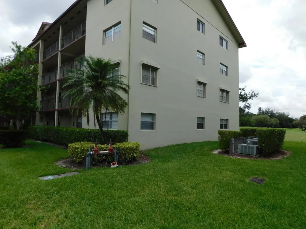 12800 SW 7th Court Pembroke Pines FL 33027