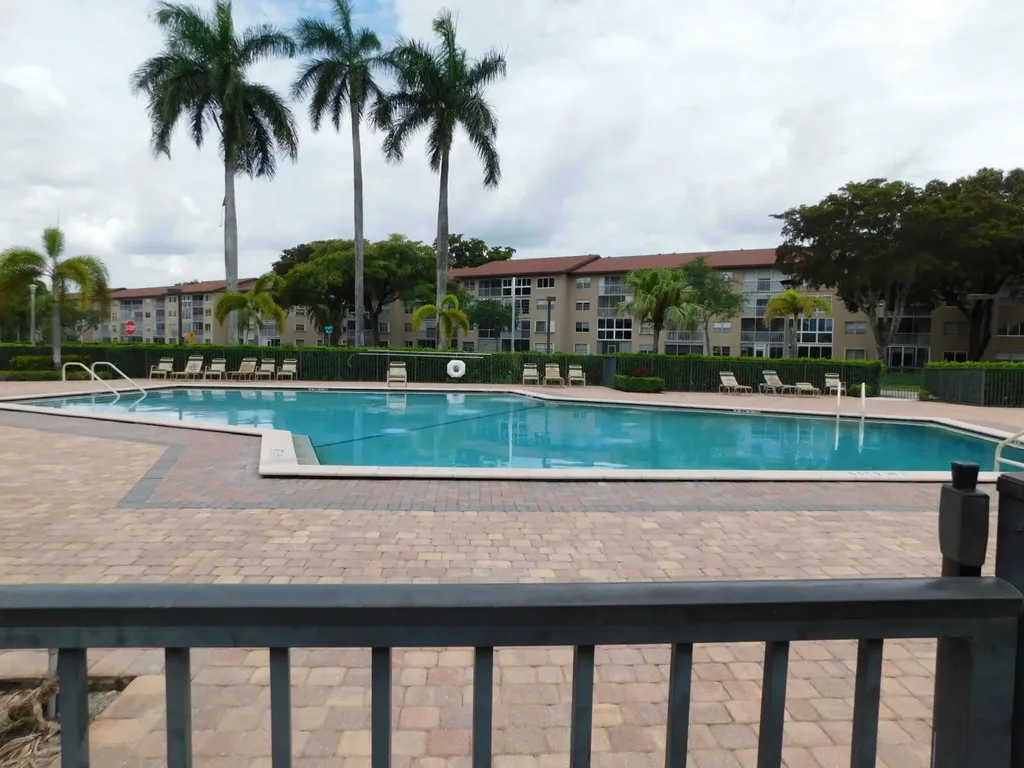12800 SW 7th Court Pembroke Pines FL 33027