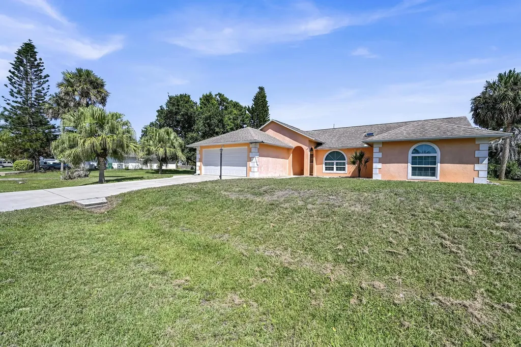 650 Helicon Terrace Sebastian FL 32958