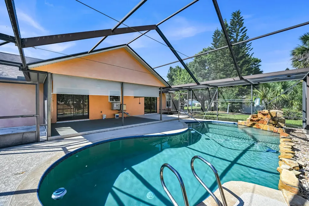 650 Helicon Terrace Sebastian FL 32958