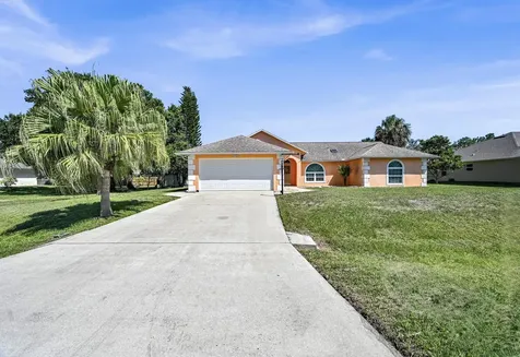 650 Helicon Terrace Sebastian FL 32958