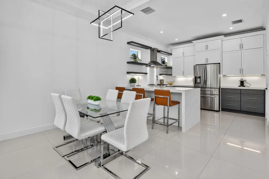 500 NE Wavecrest Way Boca Raton FL 33432