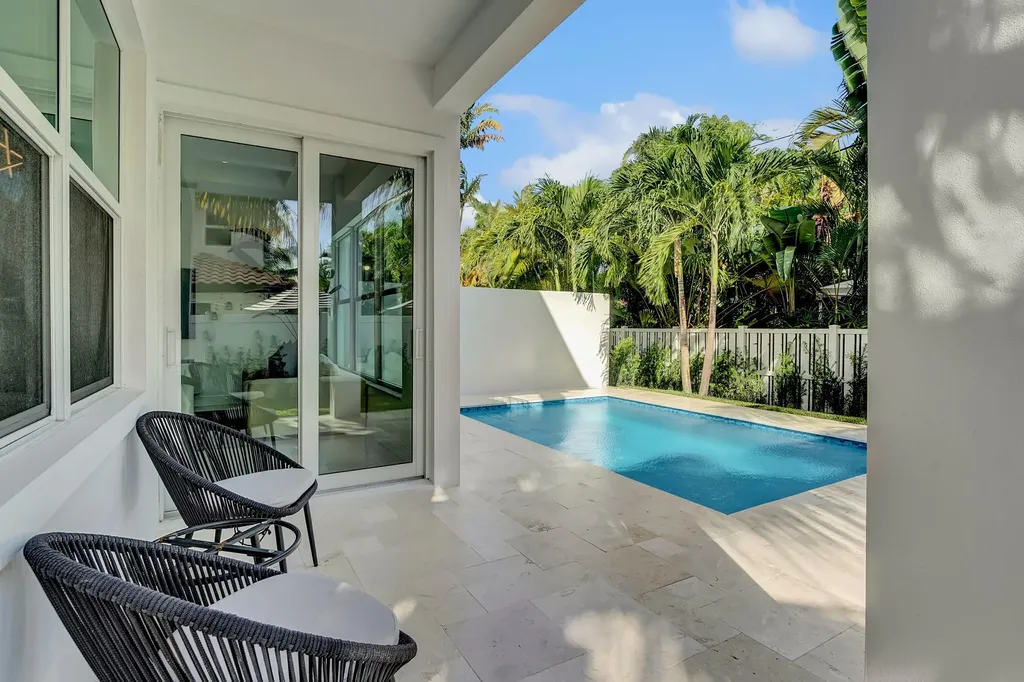 500 NE Wavecrest Way Boca Raton FL 33432