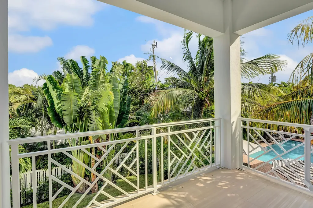 500 NE Wavecrest Way Boca Raton FL 33432