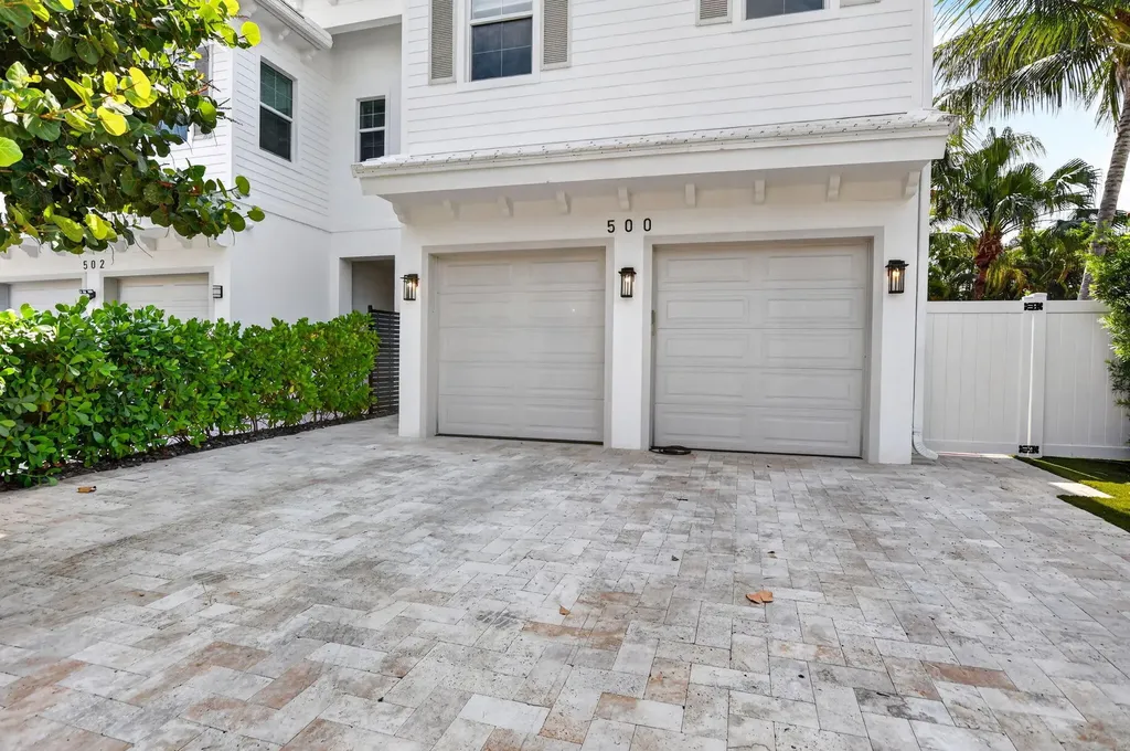 500 NE Wavecrest Way Boca Raton FL 33432