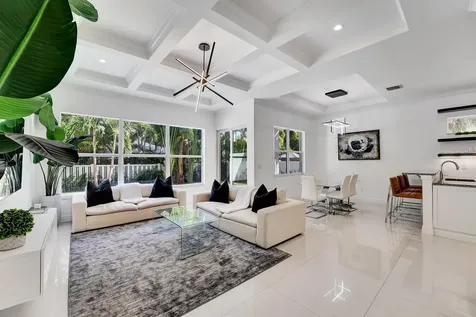 500 NE Wavecrest Way Boca Raton FL 33432