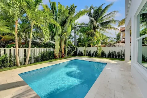 500 NE Wavecrest Way Boca Raton FL 33432