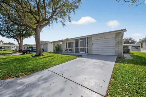 8950 NW 13th Street Plantation FL 33322