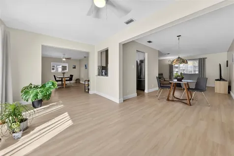 8950 NW 13th Street Plantation FL 33322