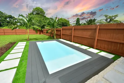 813 SW 3rd Court Delray Beach FL 33444