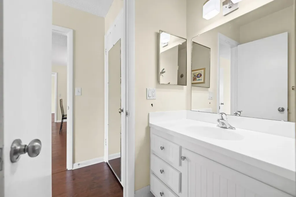 1950 NE Indian River Drive Jensen Beach FL 34957