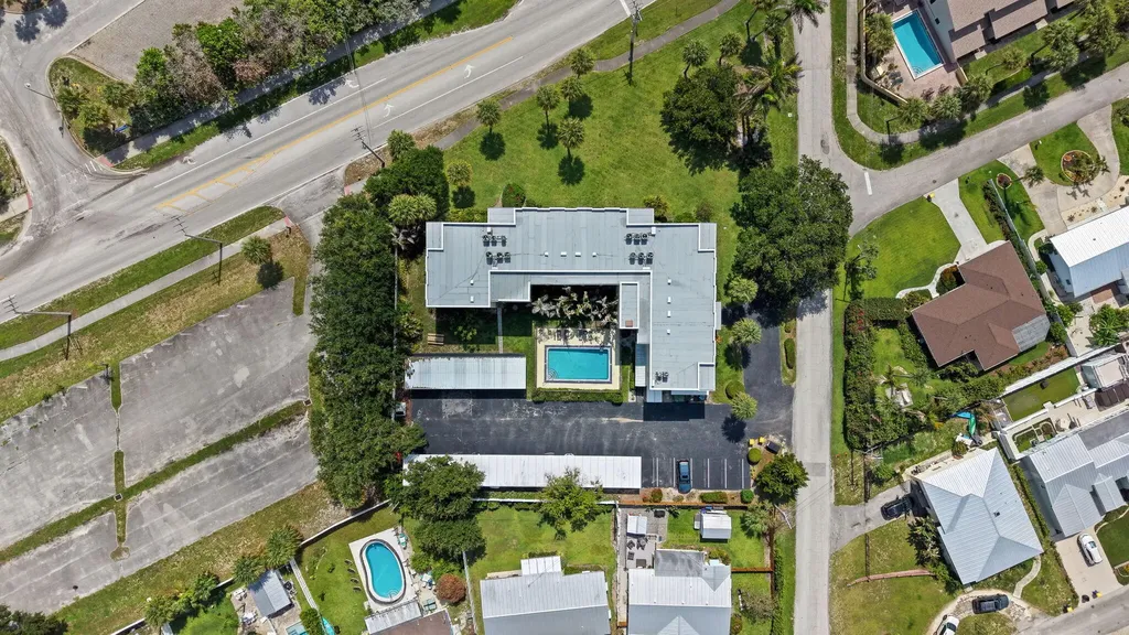 1950 NE Indian River Drive Jensen Beach FL 34957