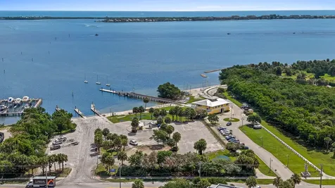 1950 NE Indian River Drive Jensen Beach FL 34957