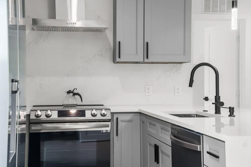 303 De Carie Street Delray Beach FL 33444