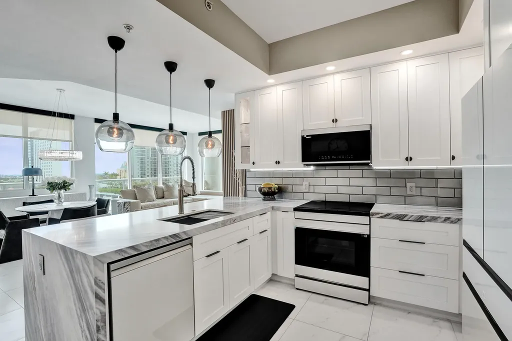 315 NE 3rd Avenue Fort Lauderdale FL 33301