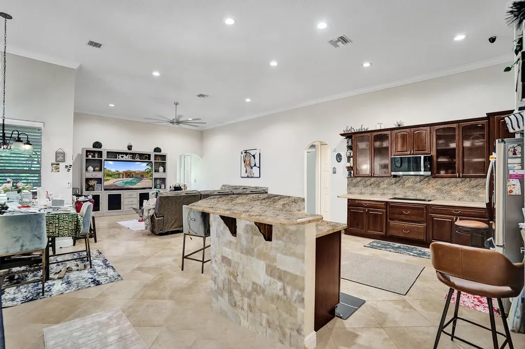 12360 NW 18th Street Plantation FL 33323