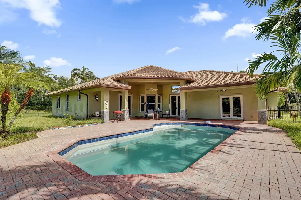 12360 NW 18th Street Plantation FL 33323