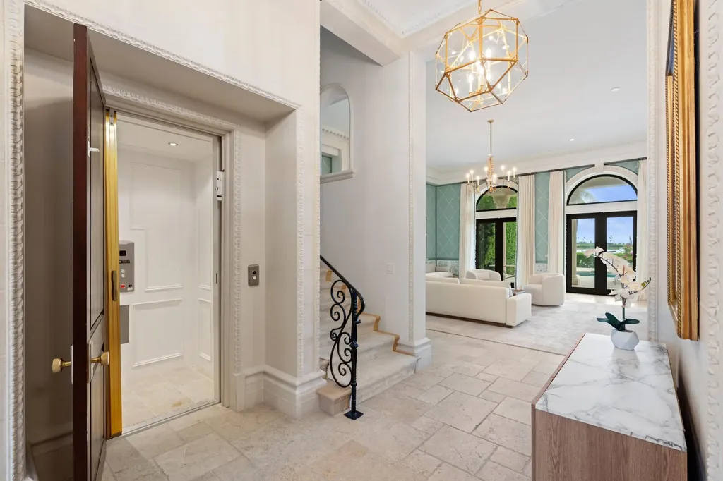 3240 N Flagler Drive West Palm Beach FL 33407